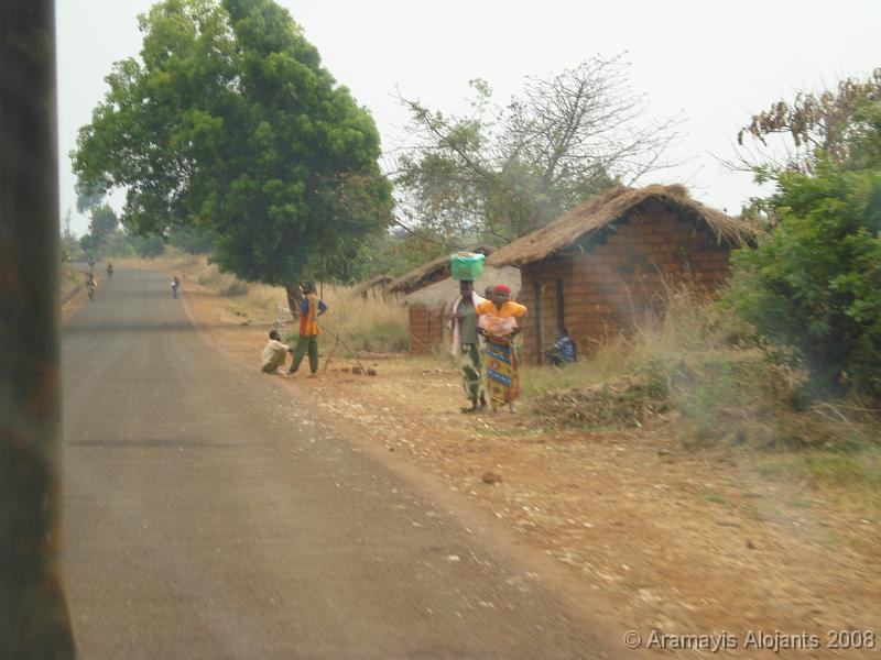 BURUNDI - Market road 4